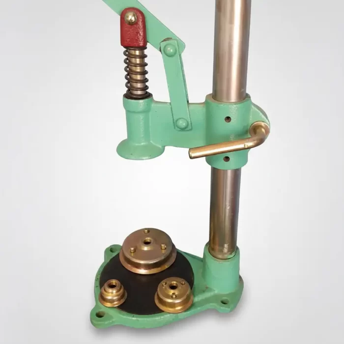 MAQUINA TAPADORA 3 MANDRILES C/EXPULSOR